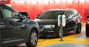 drake star self driving electric car charging